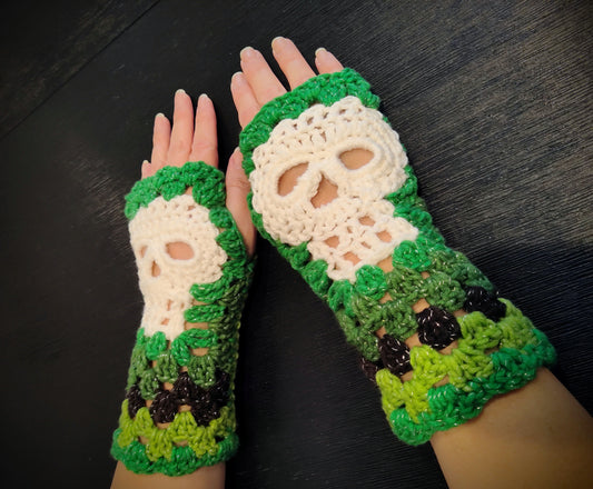Granny Skull Fingerless Gloves - Green